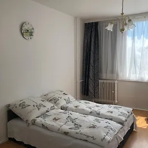 Apartman Juti, Eger