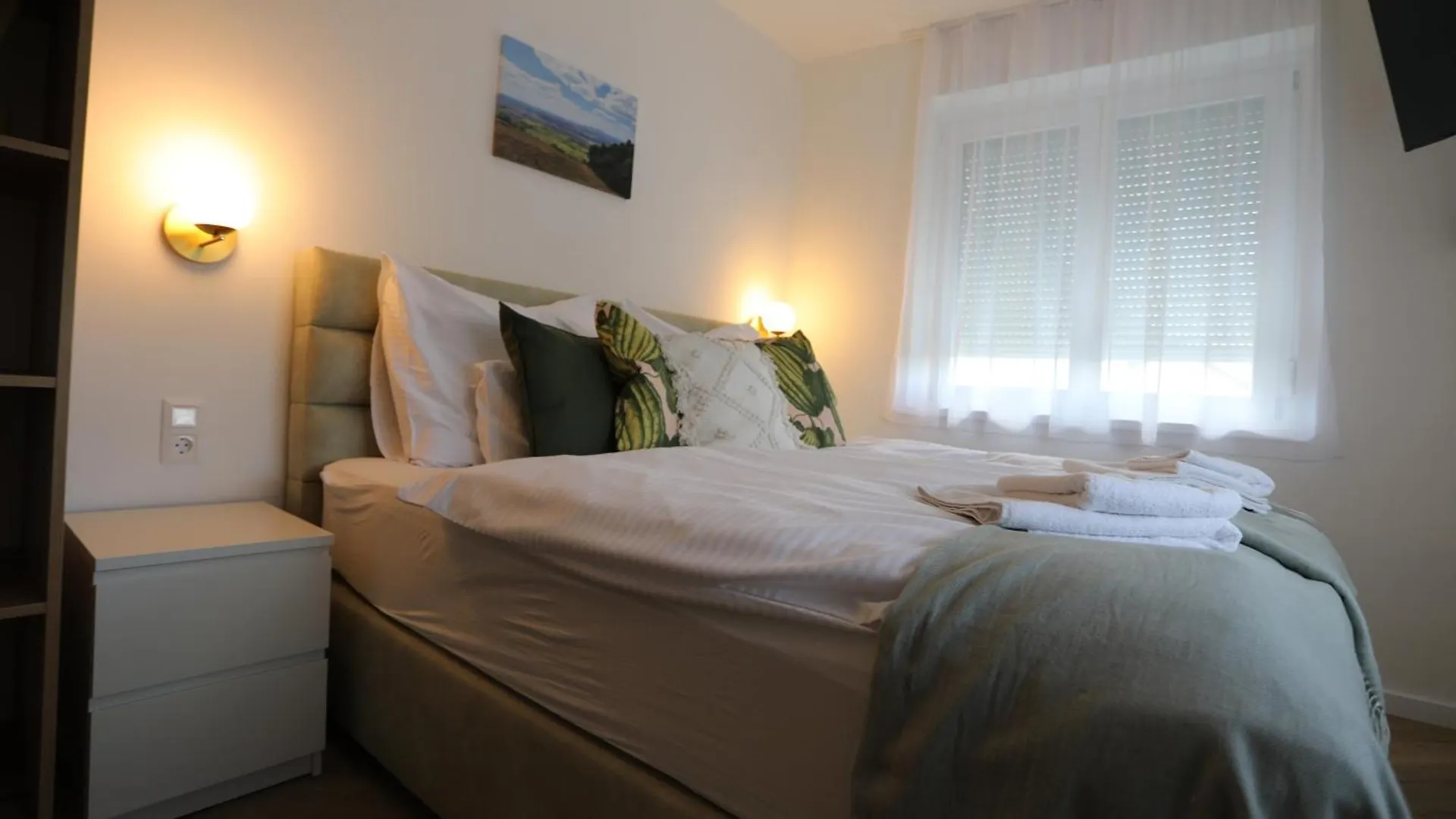 Natali Apartmanhaz Eger